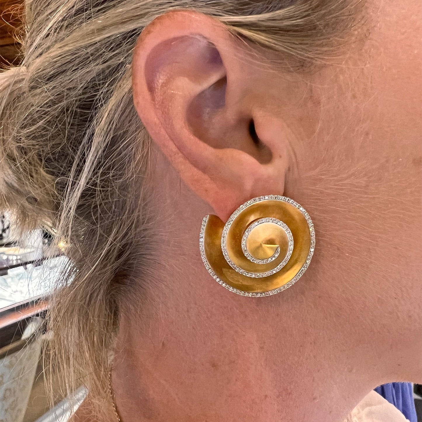Greenleaf & Crosby - 18k Yellow Gold Diamond Swirl Shell Earrings